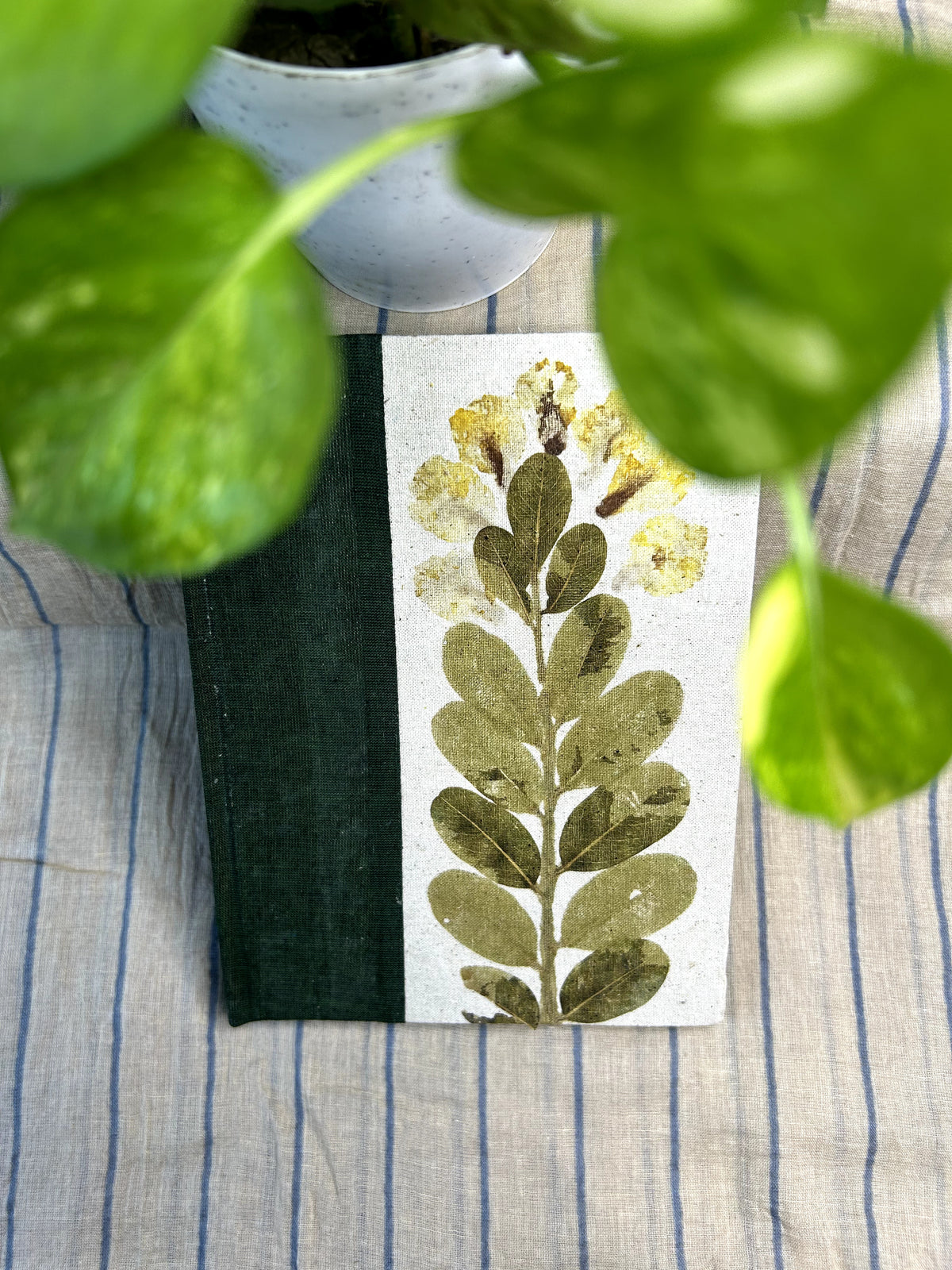 Iklil Split-Canvas Journal – Golden Grove