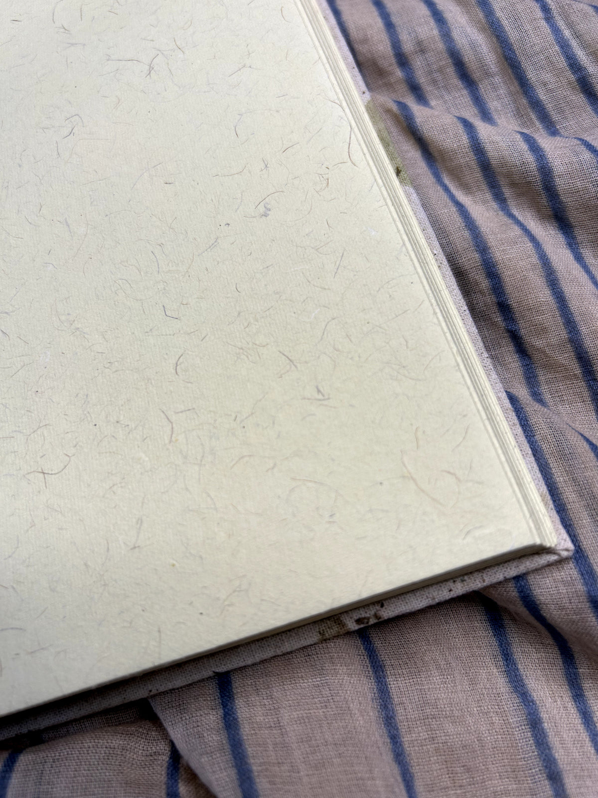 Iklil Split-Canvas Journal – Golden Grove