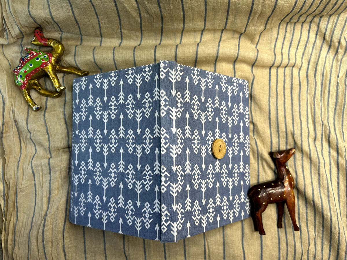 Iklil Wrap-Closure Journal – Slate Arrows